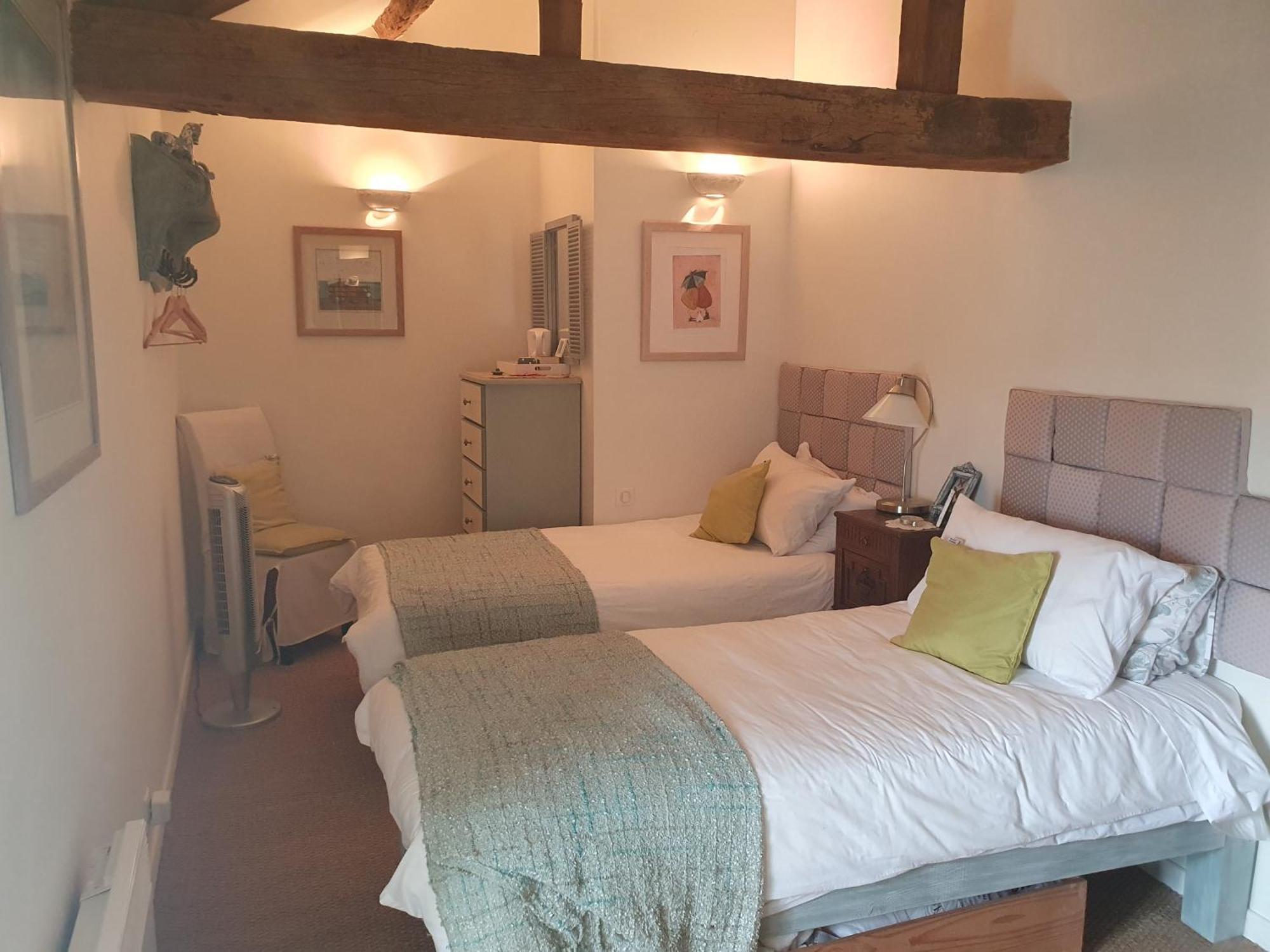 Chambre D'Hotes Oiron, Deux Sevres - Not Near Taize, Burgundy Bed & Breakfast Ngoại thất bức ảnh