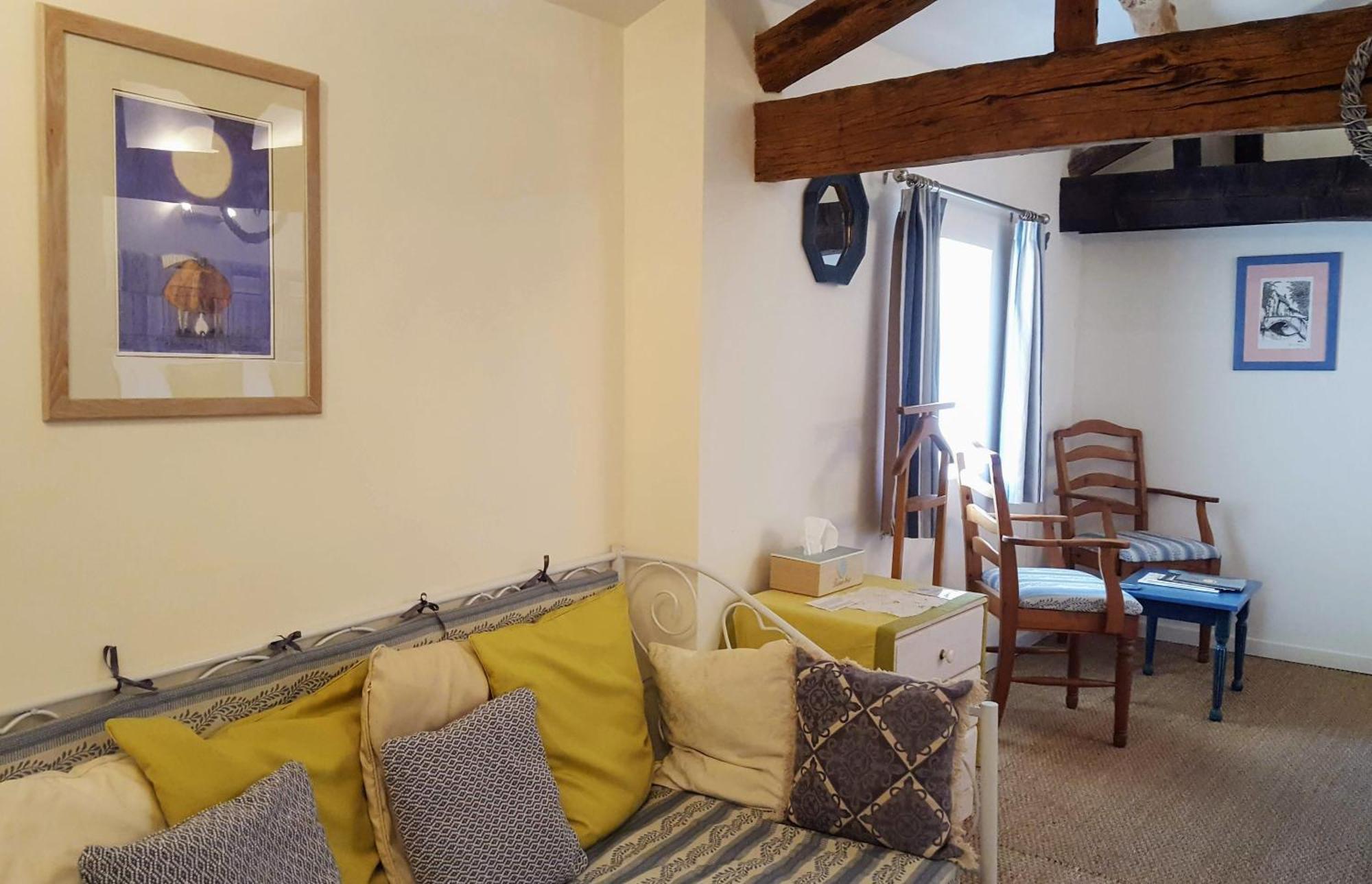 Chambre D'Hotes Oiron, Deux Sevres - Not Near Taize, Burgundy Bed & Breakfast Ngoại thất bức ảnh
