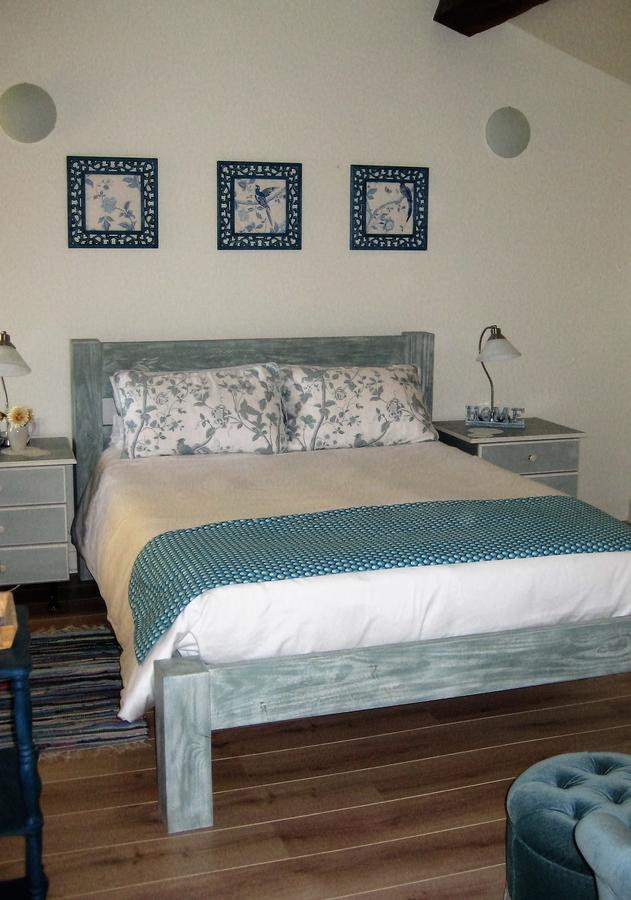 Chambre D'Hotes Oiron, Deux Sevres - Not Near Taize, Burgundy Bed & Breakfast Phòng bức ảnh
